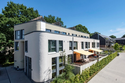 In Hamburg-Sülldorf hat die Behrens-Stiftung Wohnungen für Menschen mit ambulanter Betreuung errichtet. Foto: Behrens-Stiftung