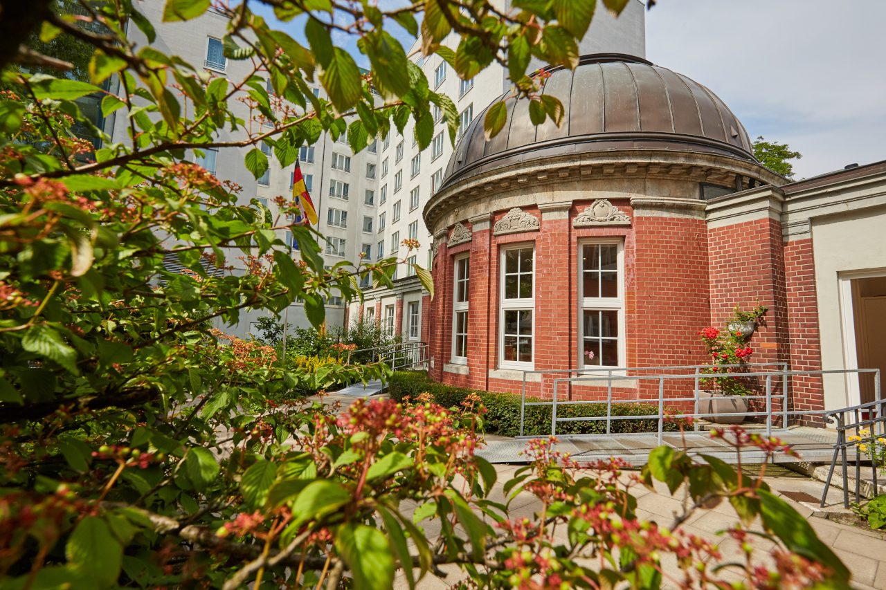Warum stiften Menschen – und wie lebt es sich heute in Wohnstiftungen?